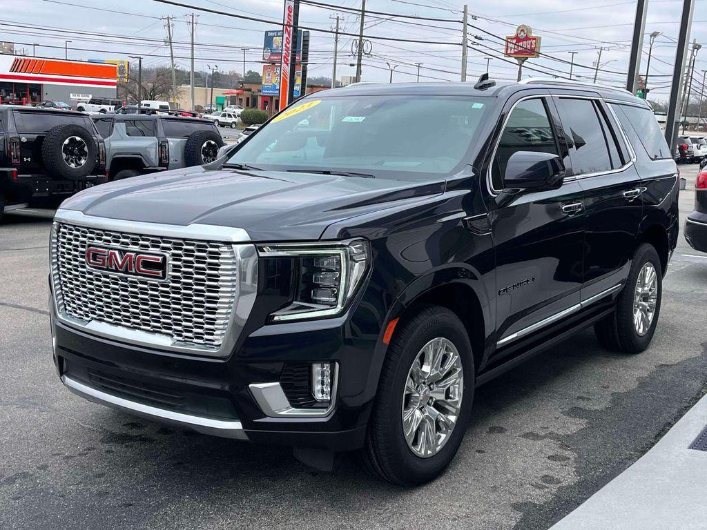 used 2023 GMC Yukon car, priced at $51,464