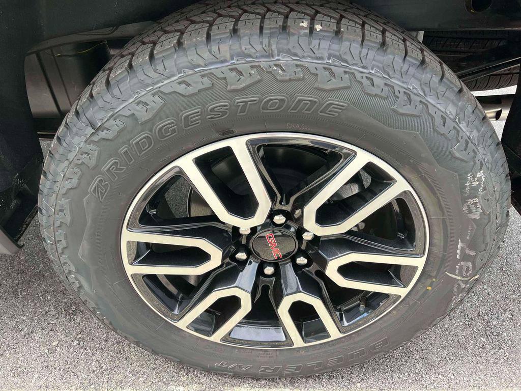 new 2026 GMC Sierra 1500 car, priced at $68,176
