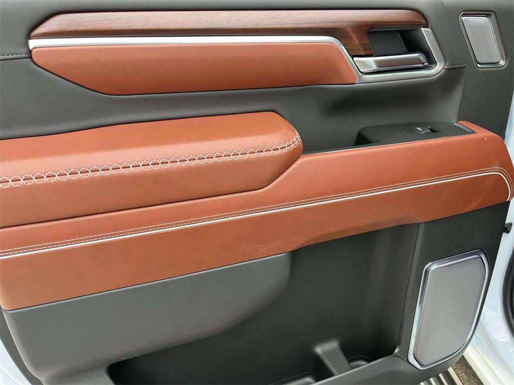 new 2026 GMC Sierra 2500 car, priced at $95,594