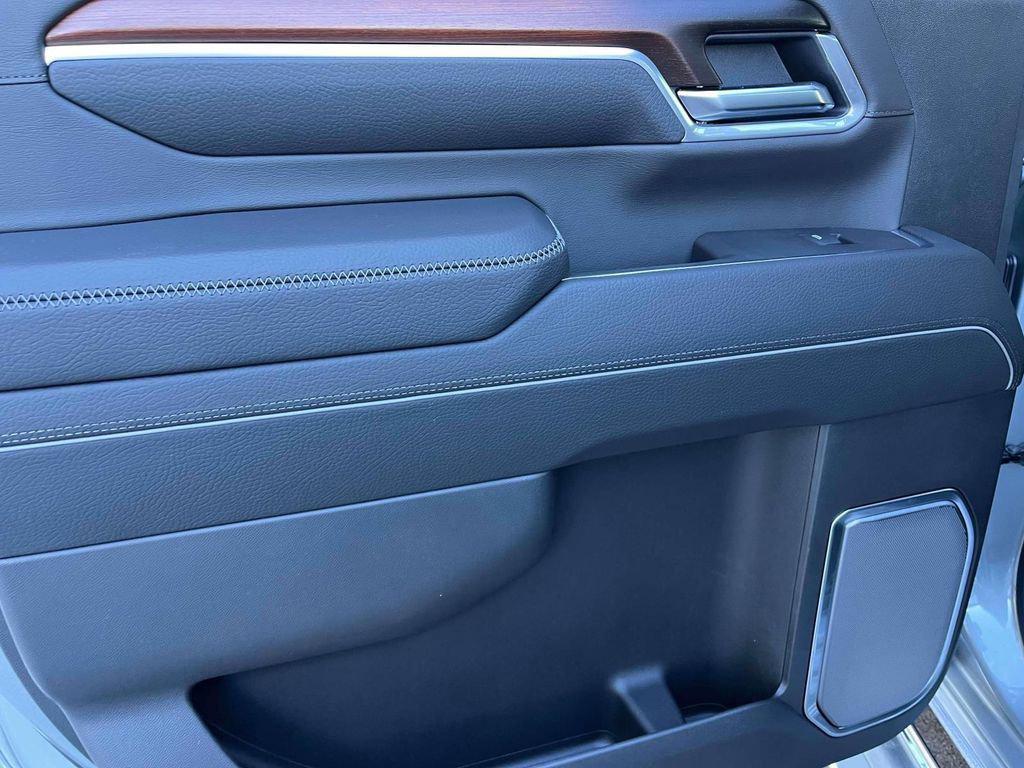 new 2026 GMC Sierra 2500 car, priced at $85,498