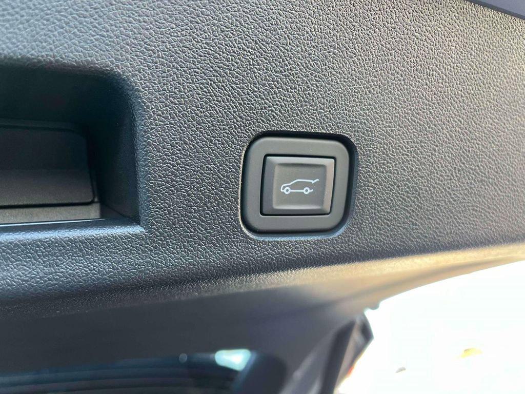 new 2026 Buick Enclave car, priced at $51,979