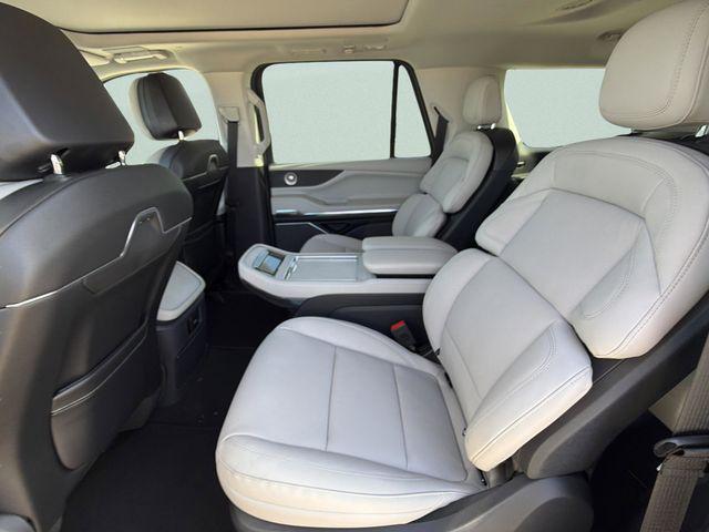 new 2026 Lincoln Navigator car, priced at $114,330