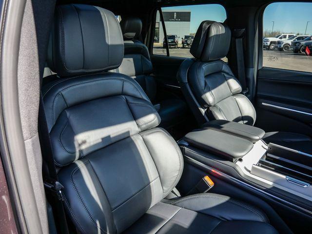new 2026 Lincoln Navigator car, priced at $112,885