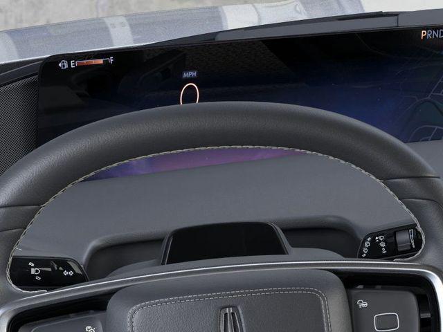 new 2025 Lincoln Navigator car, priced at $105,590