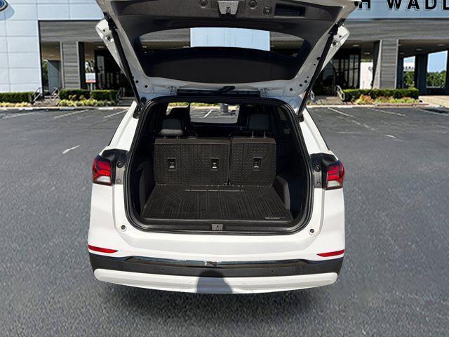 used 2022 Chevrolet Equinox car, priced at $18,800