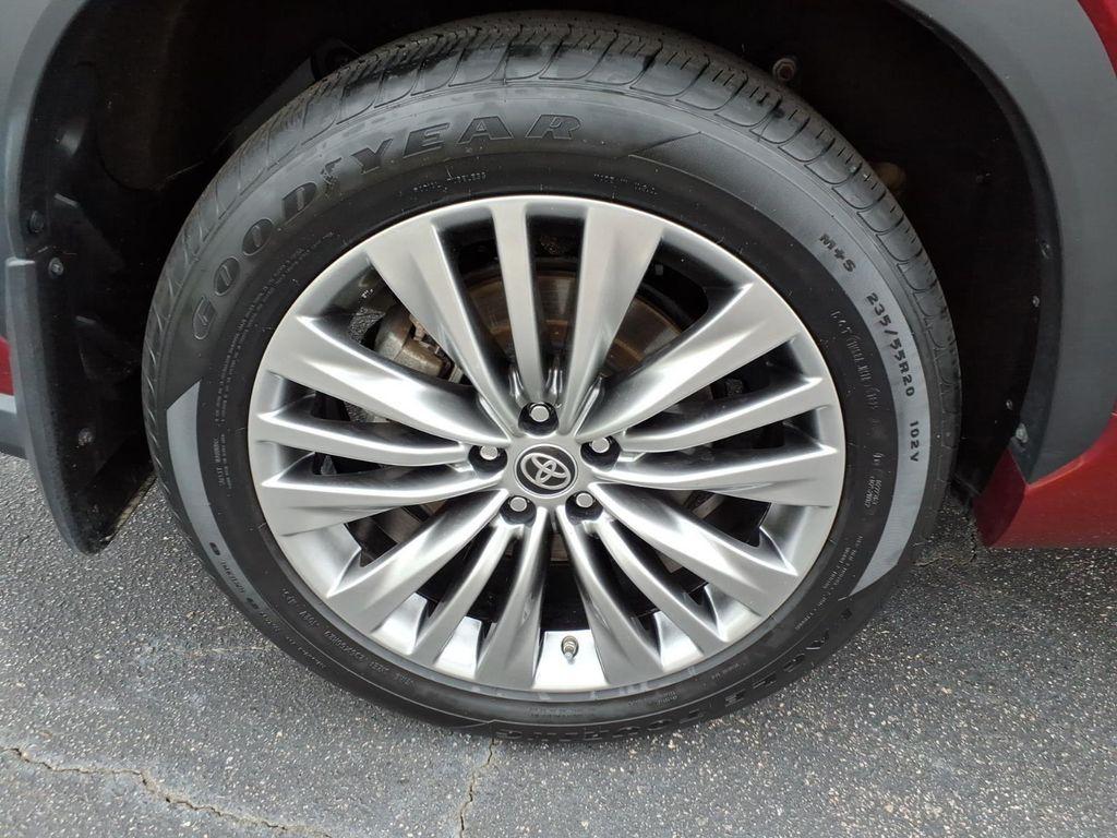 used 2024 Toyota Highlander car, priced at $46,695