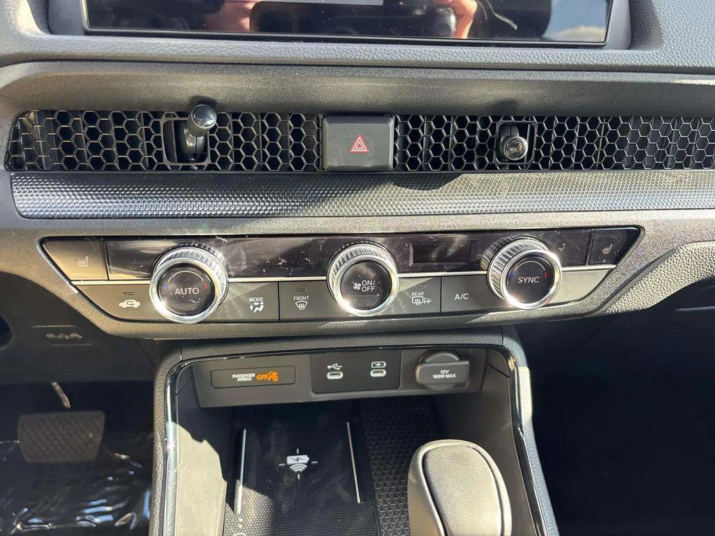 new 2026 Honda CR-V Hybrid car, priced at $41,675