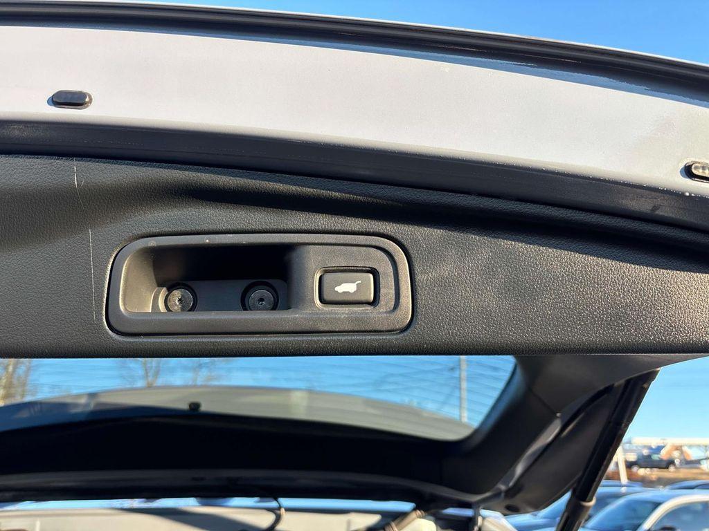 used 2022 Honda Pilot car, priced at $32,487