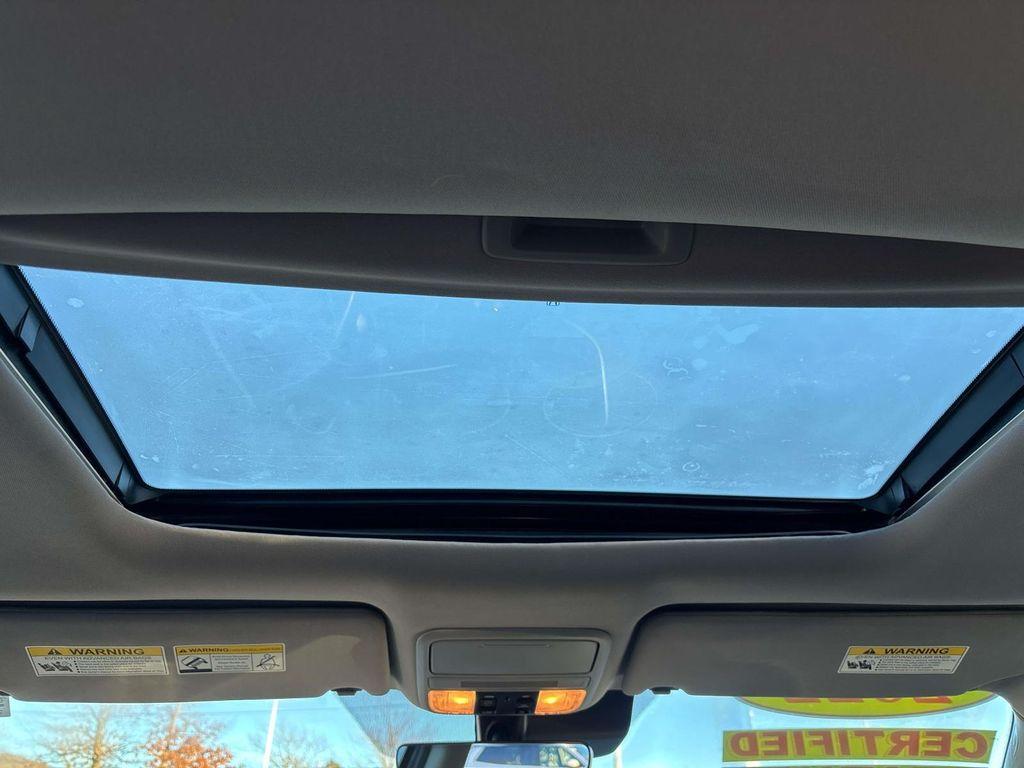 used 2022 Honda Pilot car, priced at $32,487