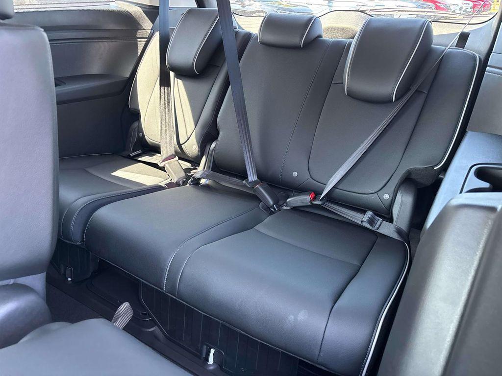 new 2026 Honda Odyssey car, priced at $49,400