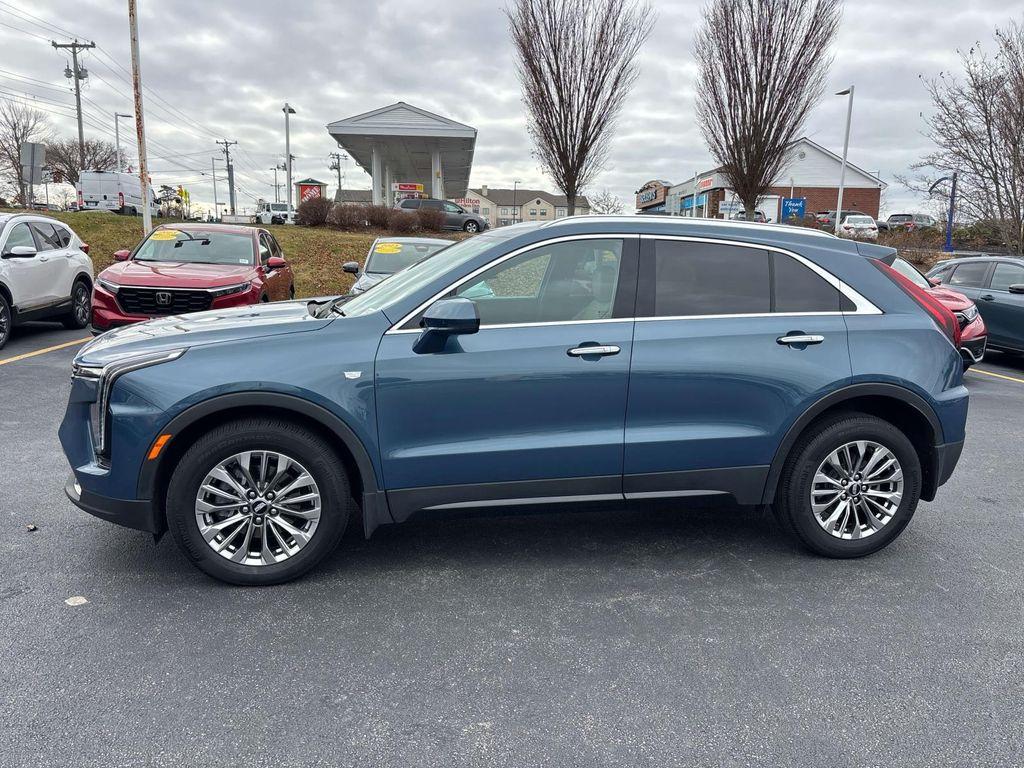 used 2024 Cadillac XT4 car, priced at $28,987