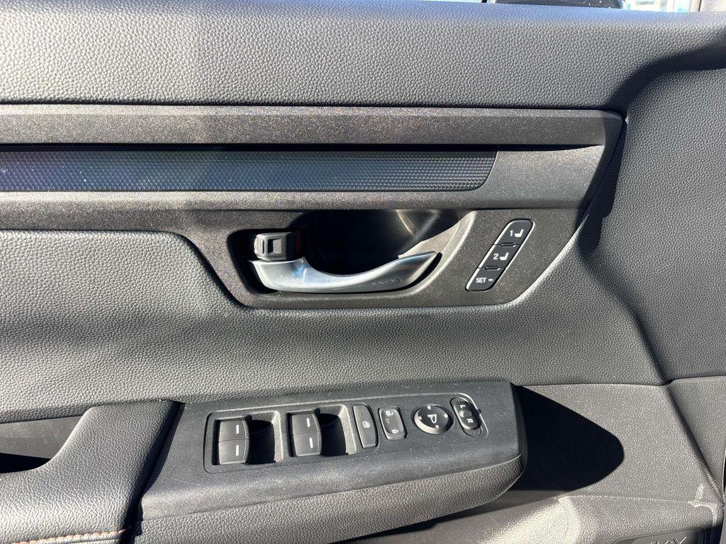 used 2024 Honda CR-V Hybrid car, priced at $33,987