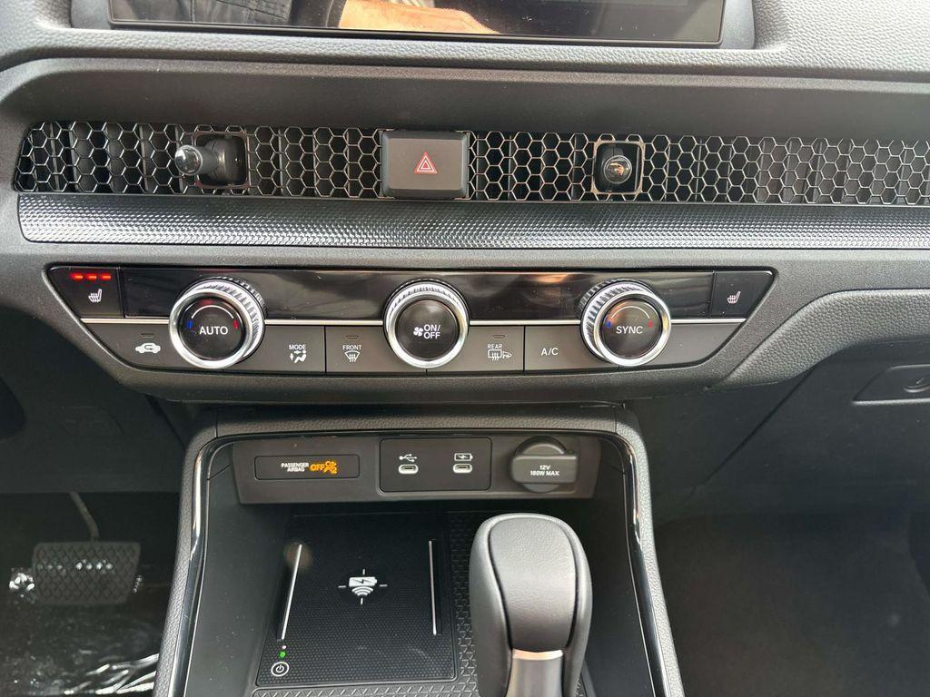 new 2026 Honda CR-V Hybrid car, priced at $41,675