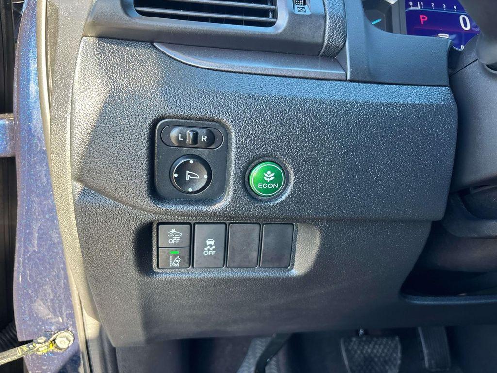 used 2022 Honda Pilot car, priced at $29,987