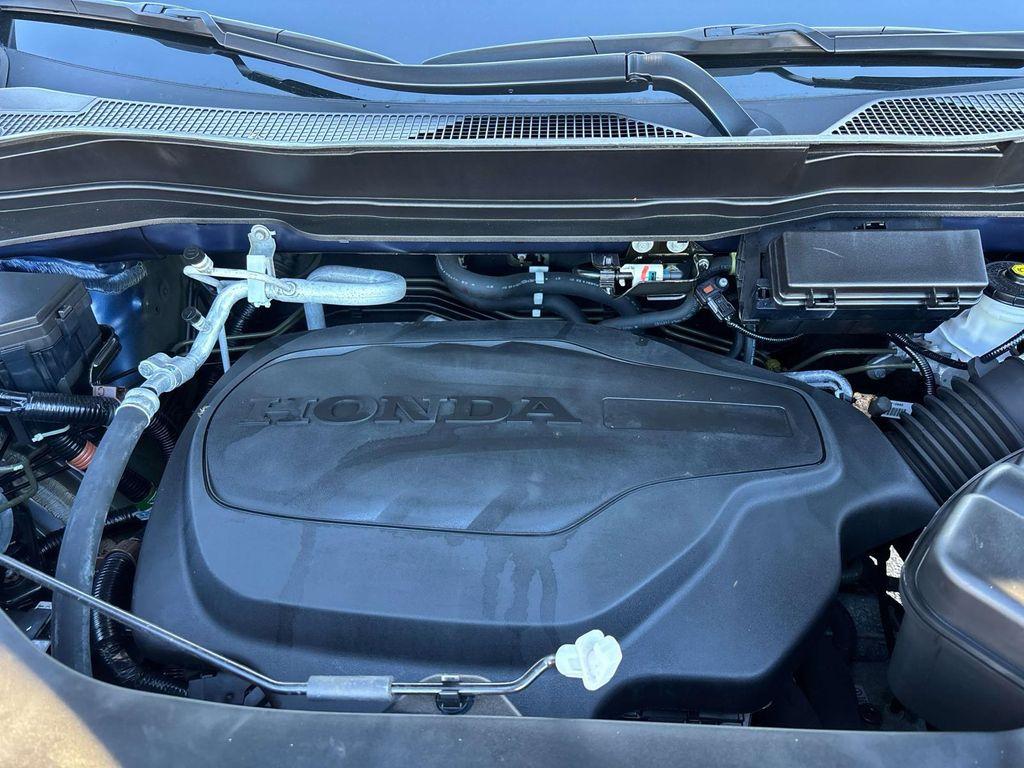 used 2022 Honda Pilot car, priced at $29,987