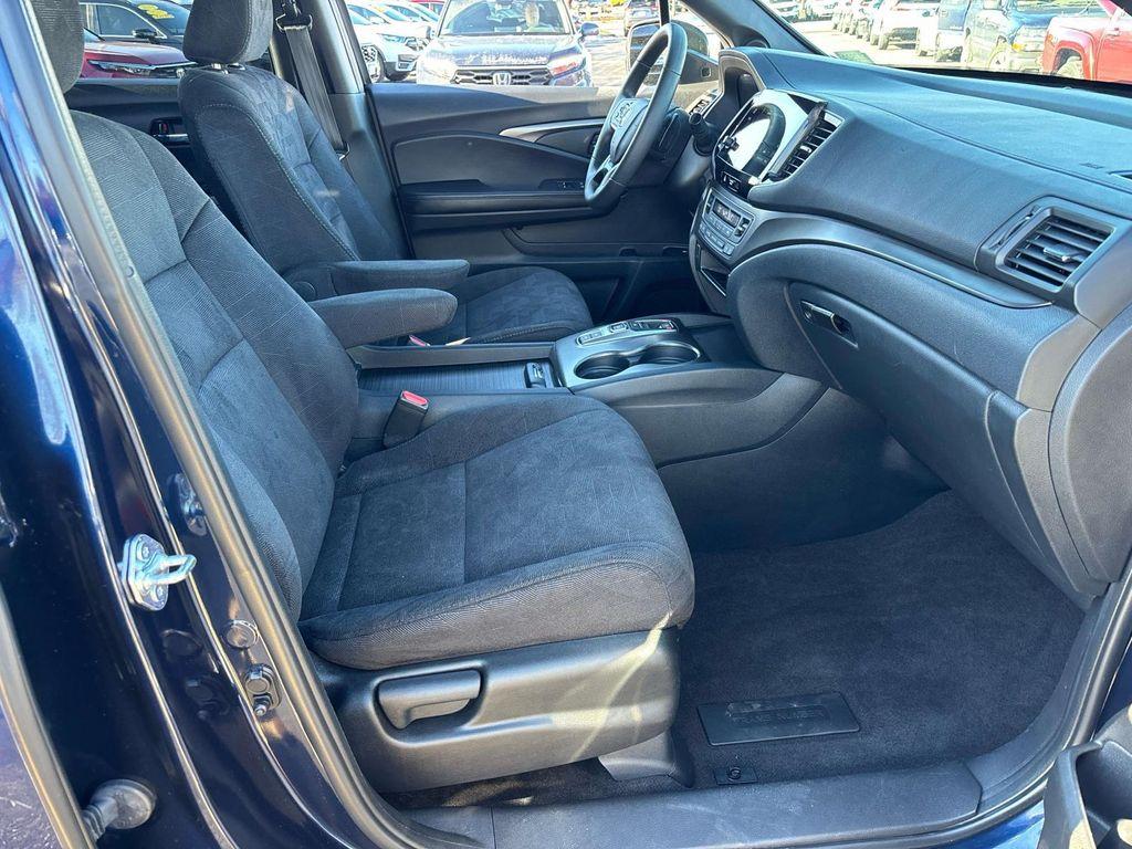 used 2022 Honda Pilot car, priced at $29,987