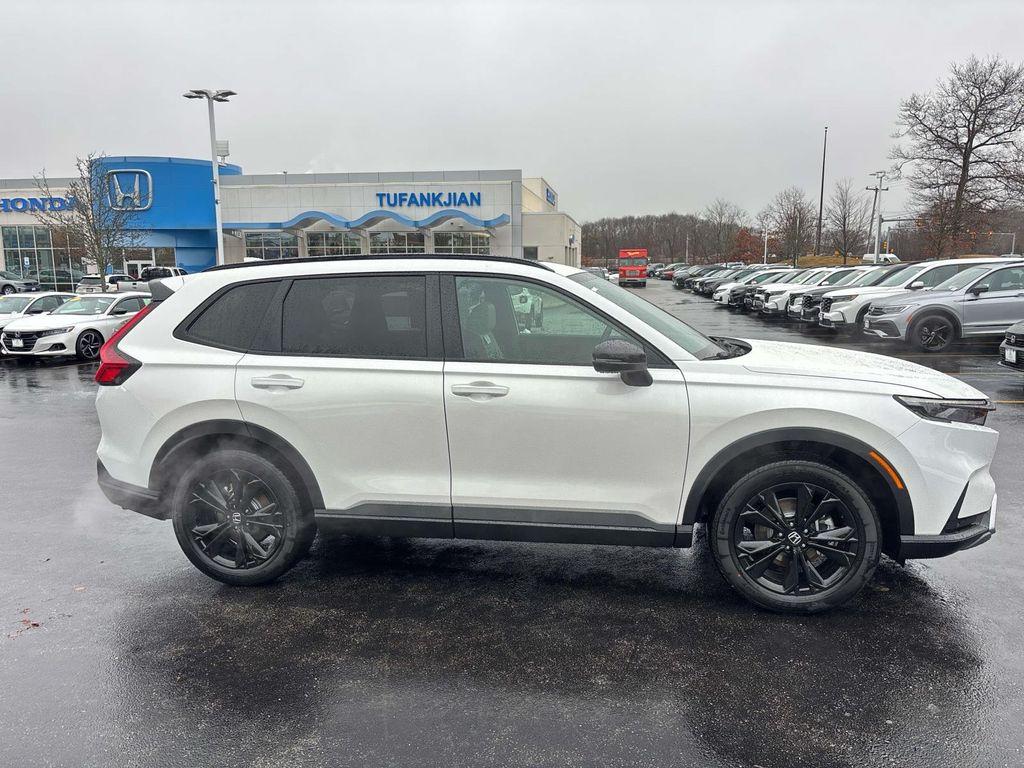 new 2026 Honda CR-V Hybrid car, priced at $44,155
