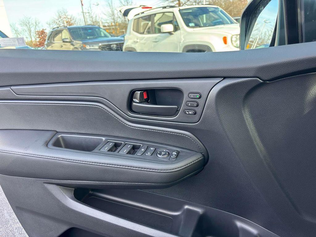 new 2026 Honda Odyssey car, priced at $45,685