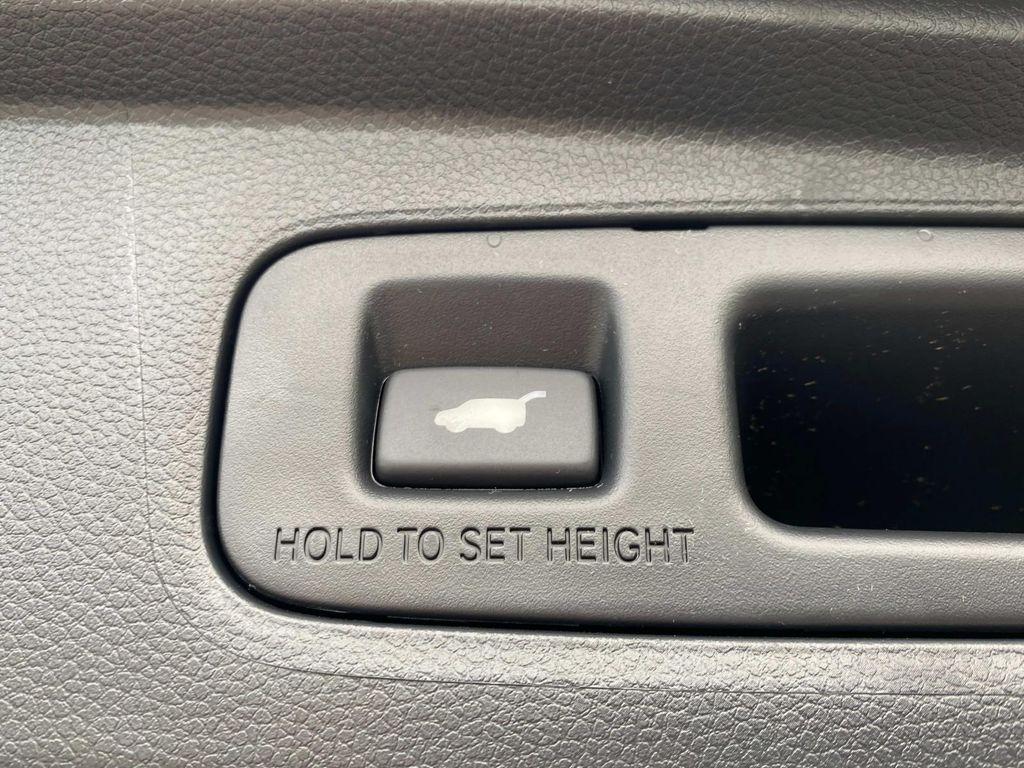 new 2026 Honda CR-V Hybrid car, priced at $40,650