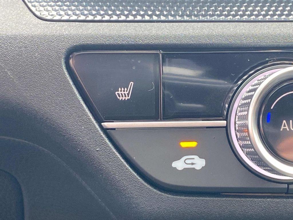 new 2026 Honda CR-V Hybrid car, priced at $40,650