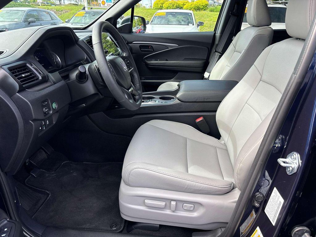 used 2025 Honda Passport car, priced at $38,986