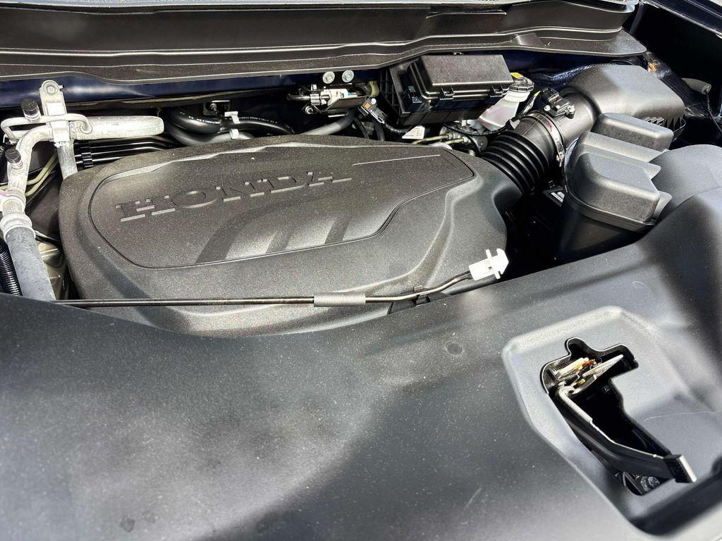 used 2025 Honda Passport car, priced at $38,986