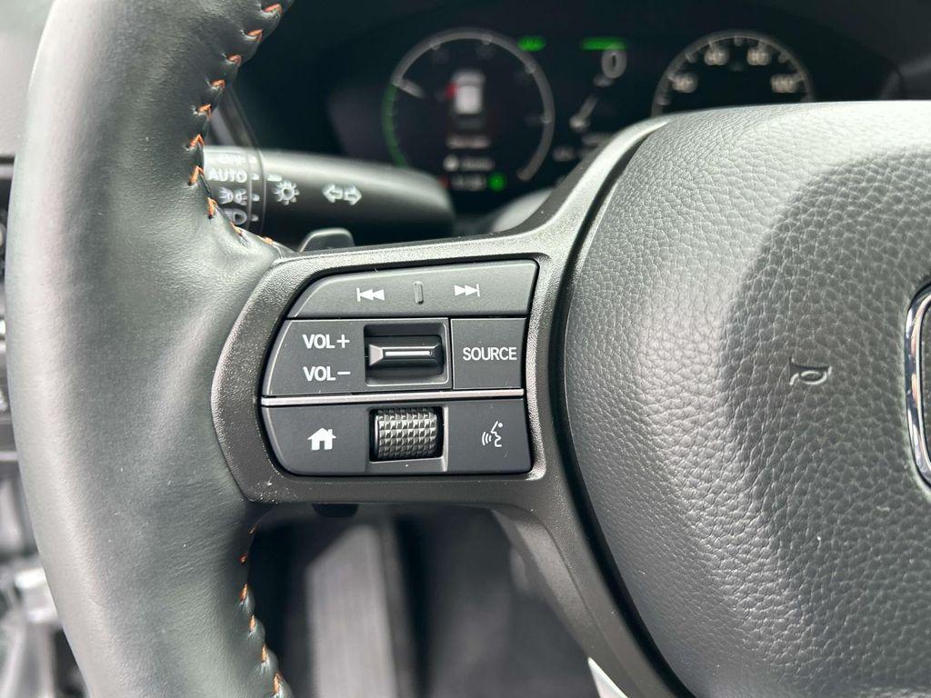 used 2024 Honda CR-V Hybrid car, priced at $35,986