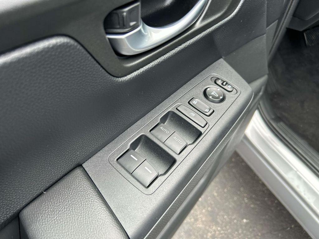 used 2024 Honda CR-V Hybrid car, priced at $35,986