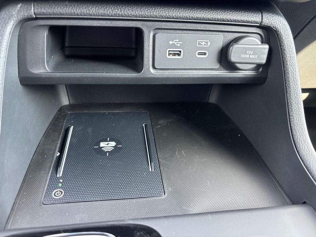 new 2025 Honda Pilot car, priced at $52,950