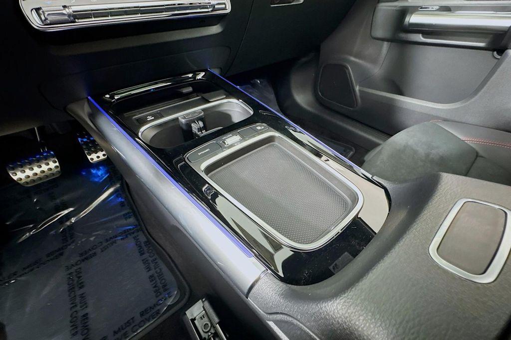 new 2026 Mercedes-Benz GLA 250 car, priced at $50,805