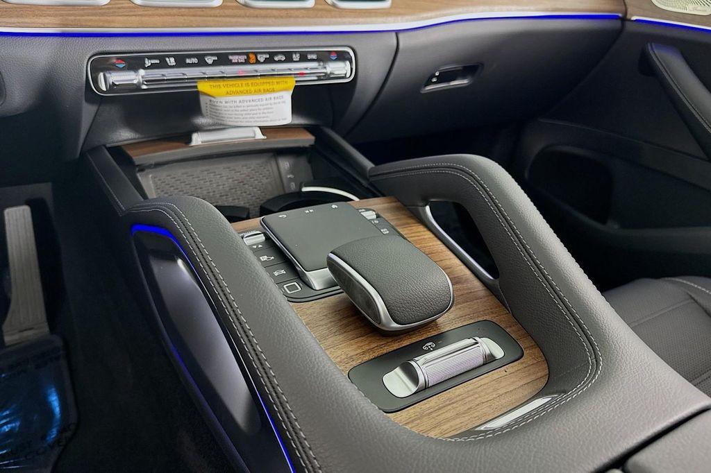 new 2026 Mercedes-Benz GLE 580 car, priced at $98,170