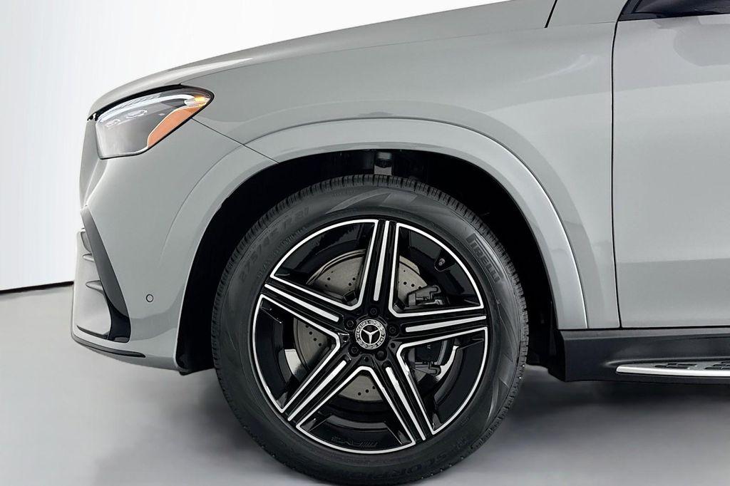 new 2026 Mercedes-Benz GLE 580 car, priced at $98,170