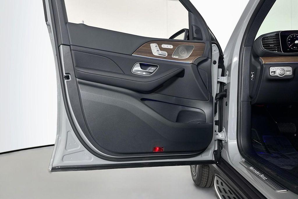 new 2026 Mercedes-Benz GLE 580 car, priced at $98,170