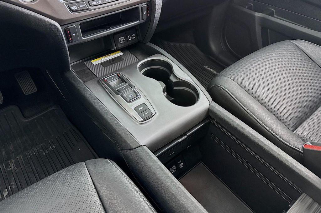 used 2022 Honda Passport car, priced at $27,984