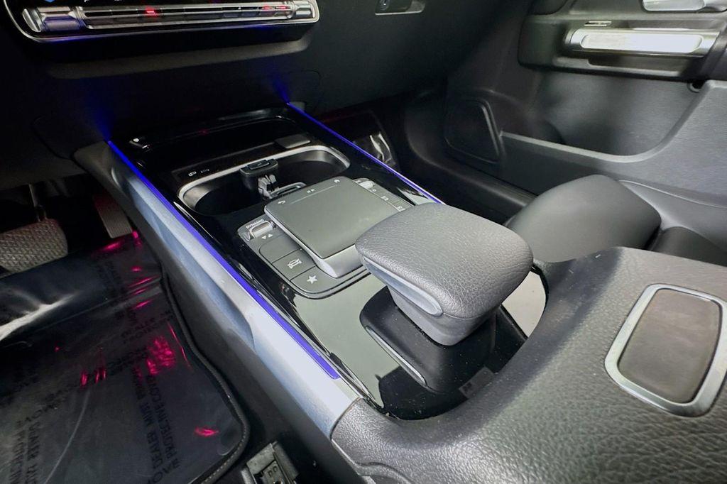 used 2022 Mercedes-Benz GLB 250 car, priced at $27,483