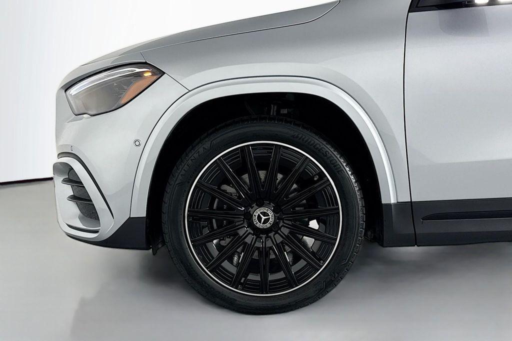 new 2026 Mercedes-Benz GLA 250 car, priced at $52,055