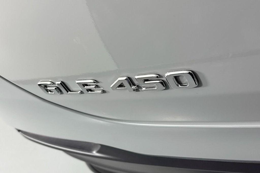 new 2026 Mercedes-Benz GLE 450 car, priced at $86,450