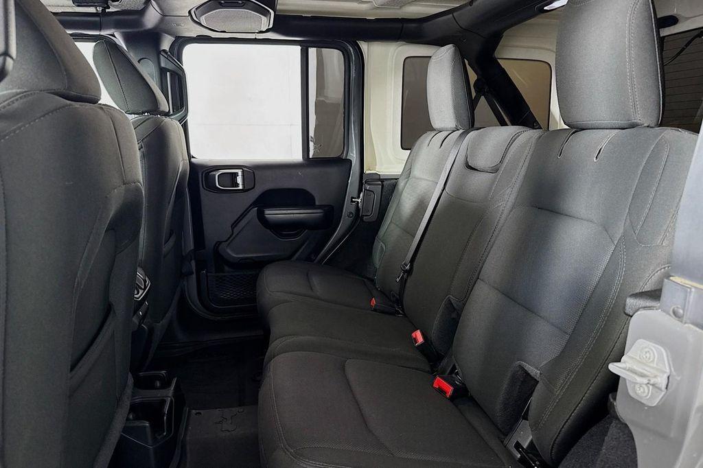 used 2020 Jeep Wrangler Unlimited car, priced at $27,069