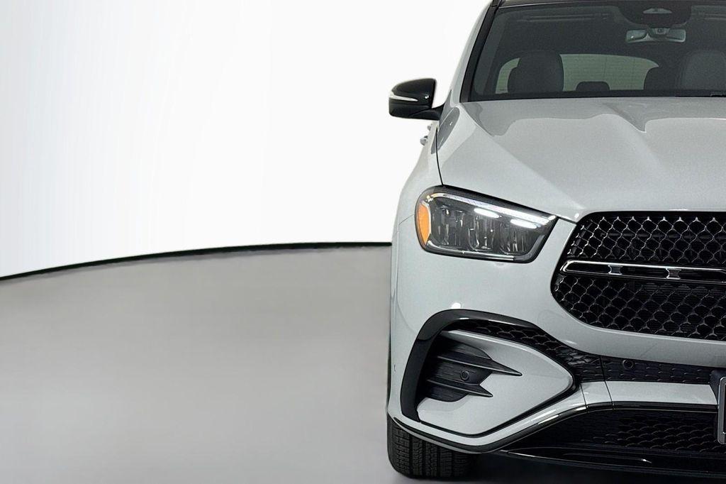 new 2026 Mercedes-Benz GLE 580 car, priced at $98,585