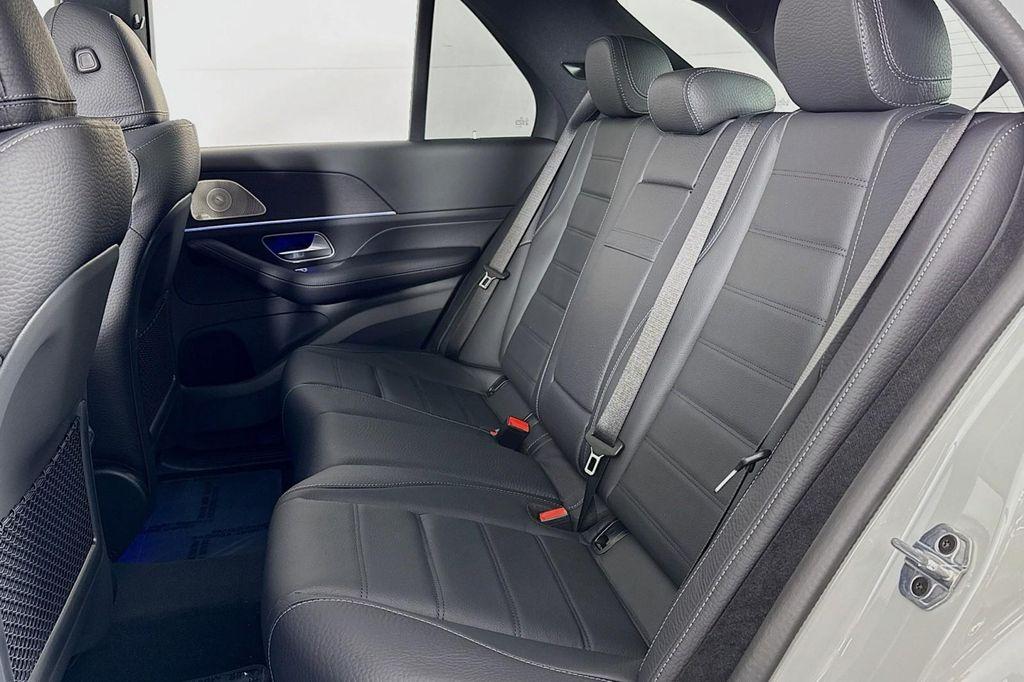 new 2026 Mercedes-Benz GLE 580 car, priced at $98,585