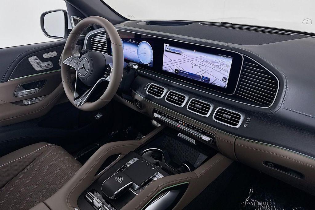 new 2026 Mercedes-Benz Maybach GLS 600 car, priced at $198,205