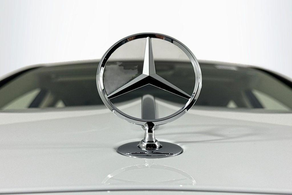 new 2026 Mercedes-Benz Maybach S 580 car, priced at $225,085