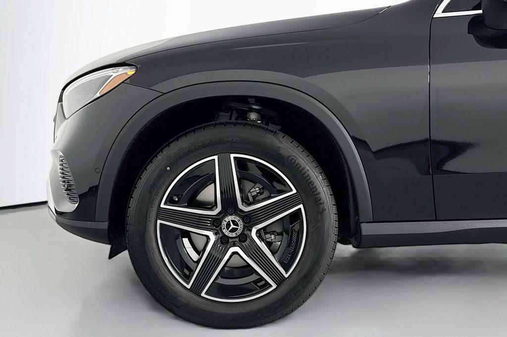 new 2026 Mercedes-Benz GLC 300 car, priced at $56,325