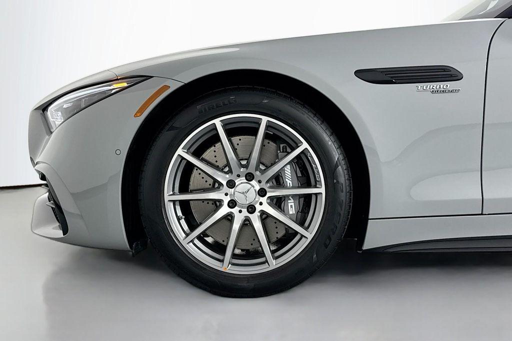 new 2026 Mercedes-Benz AMG SL 43 car, priced at $120,580