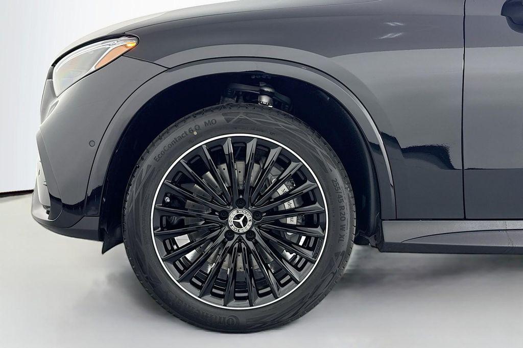 new 2026 Mercedes-Benz GLC 300 car, priced at $60,470