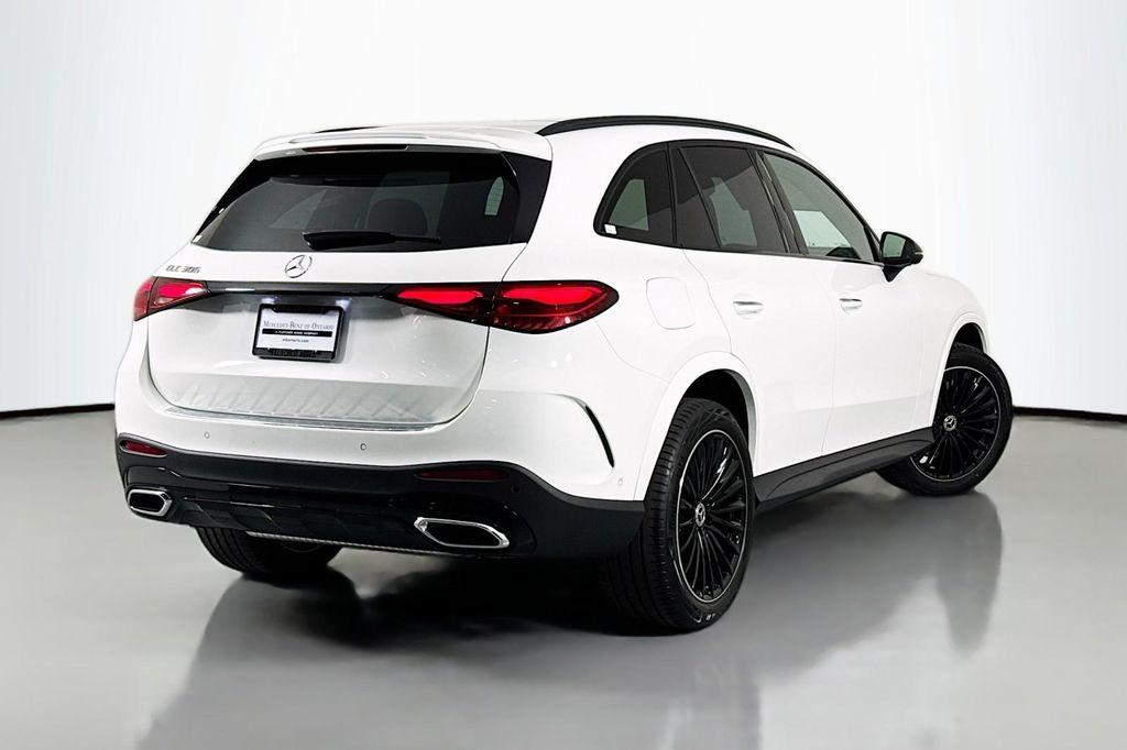 new 2026 Mercedes-Benz GLC 300 car, priced at $61,390