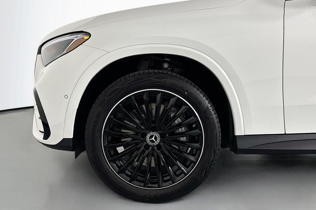 new 2026 Mercedes-Benz GLC 300 car, priced at $61,390