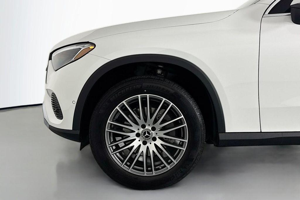 new 2026 Mercedes-Benz GLC 300 car, priced at $54,100