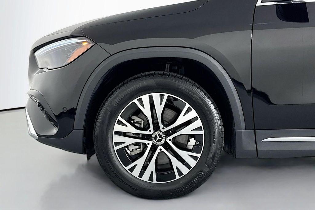 used 2025 Mercedes-Benz GLA 250 car, priced at $38,484