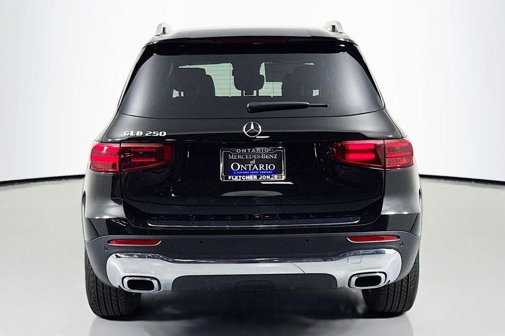 new 2025 Mercedes-Benz GLB 250 car, priced at $47,145